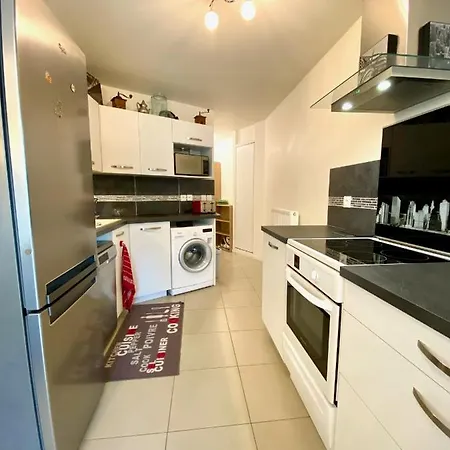 Apartment Le Neptune, Avec Parking Et Jardin Proche Universite *